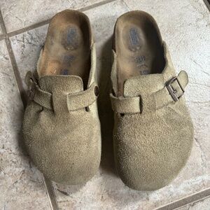 Birkenstock Boston Soft Footbed Suede Leather clogs sz 37 (US 6 - 6.5)